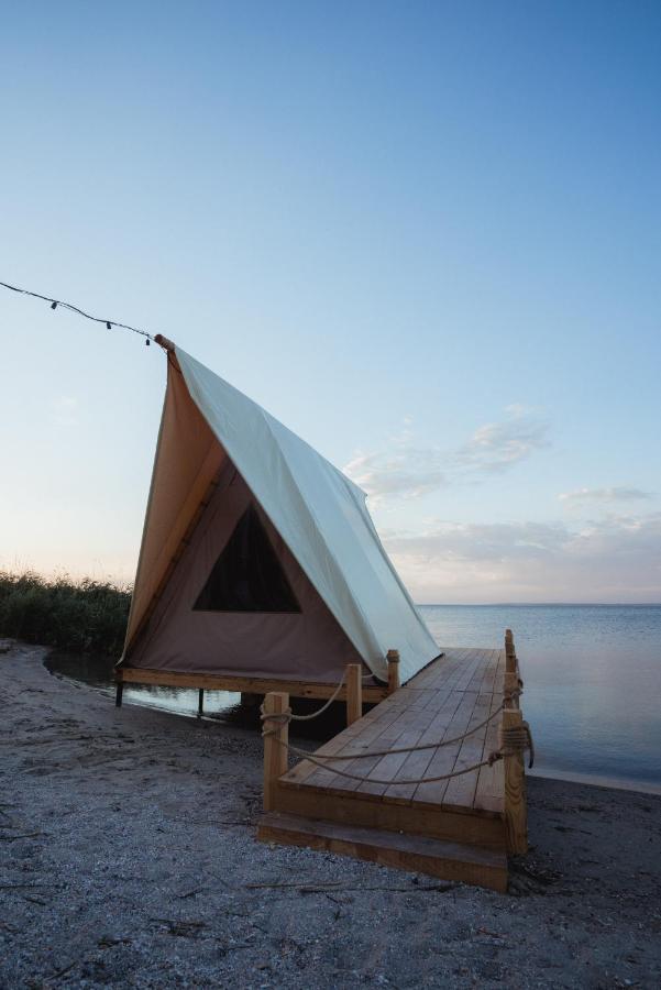 Hôtel Glamping Mandra à Zatoka Extérieur photo
