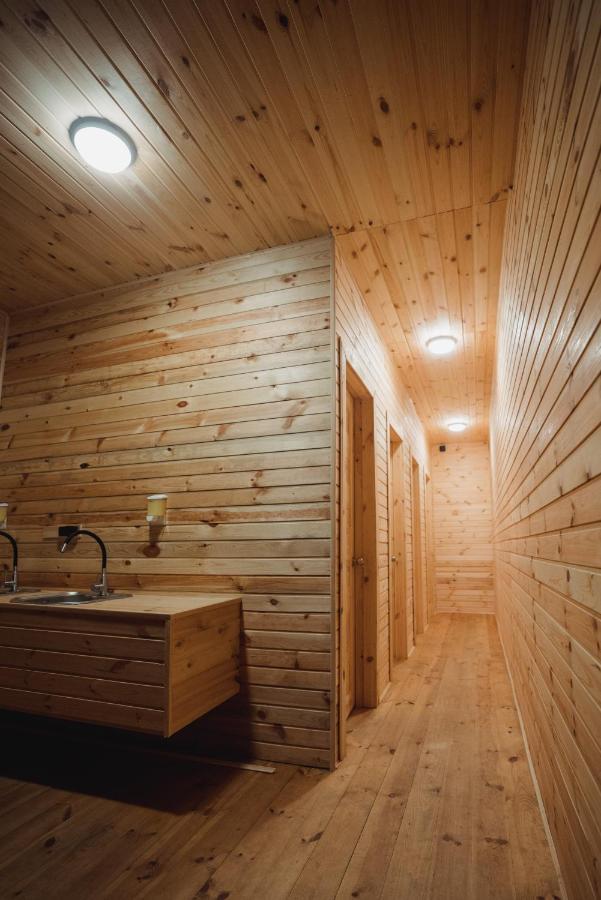 Hôtel Glamping Mandra à Zatoka Extérieur photo