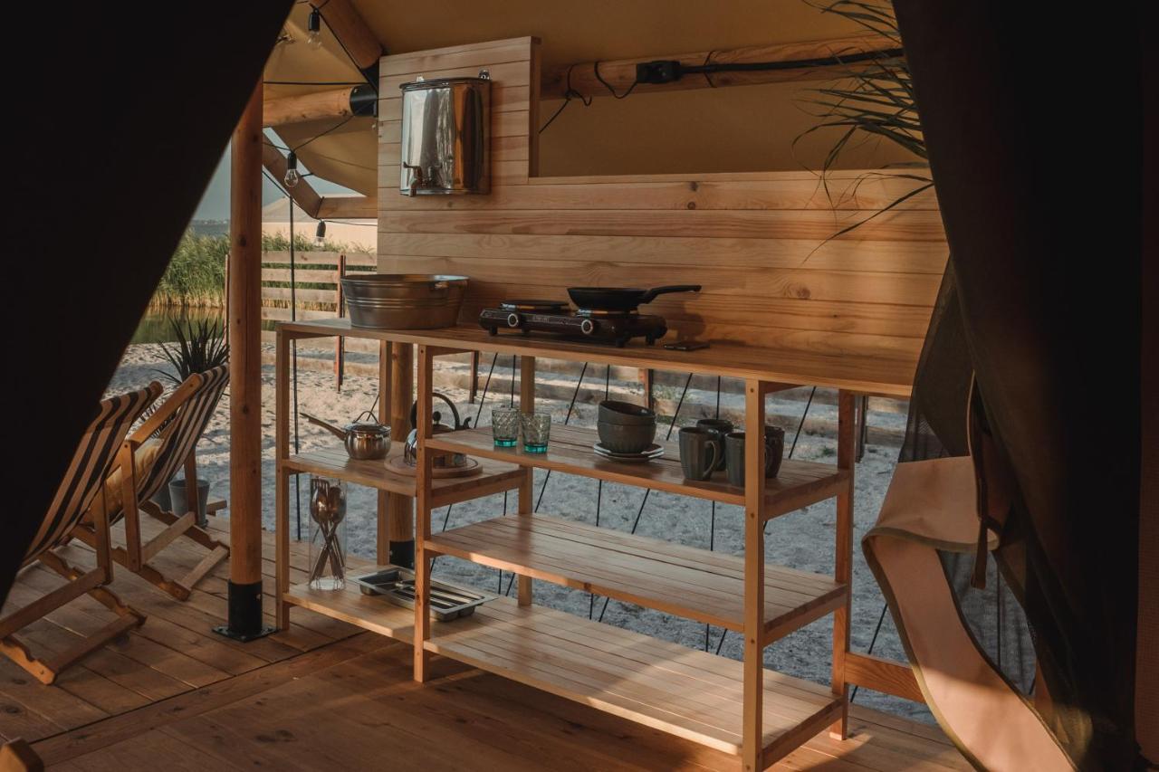 Hôtel Glamping Mandra à Zatoka Extérieur photo